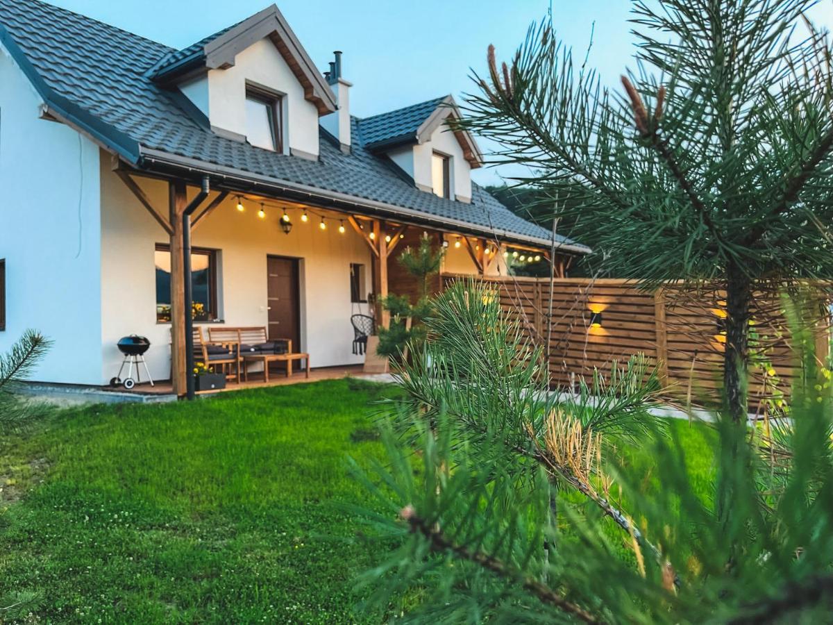 Zacisze W Miescie Ustrzyki Dolne Exterior foto